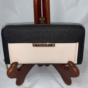 ALDO Black and white faux leather wallet